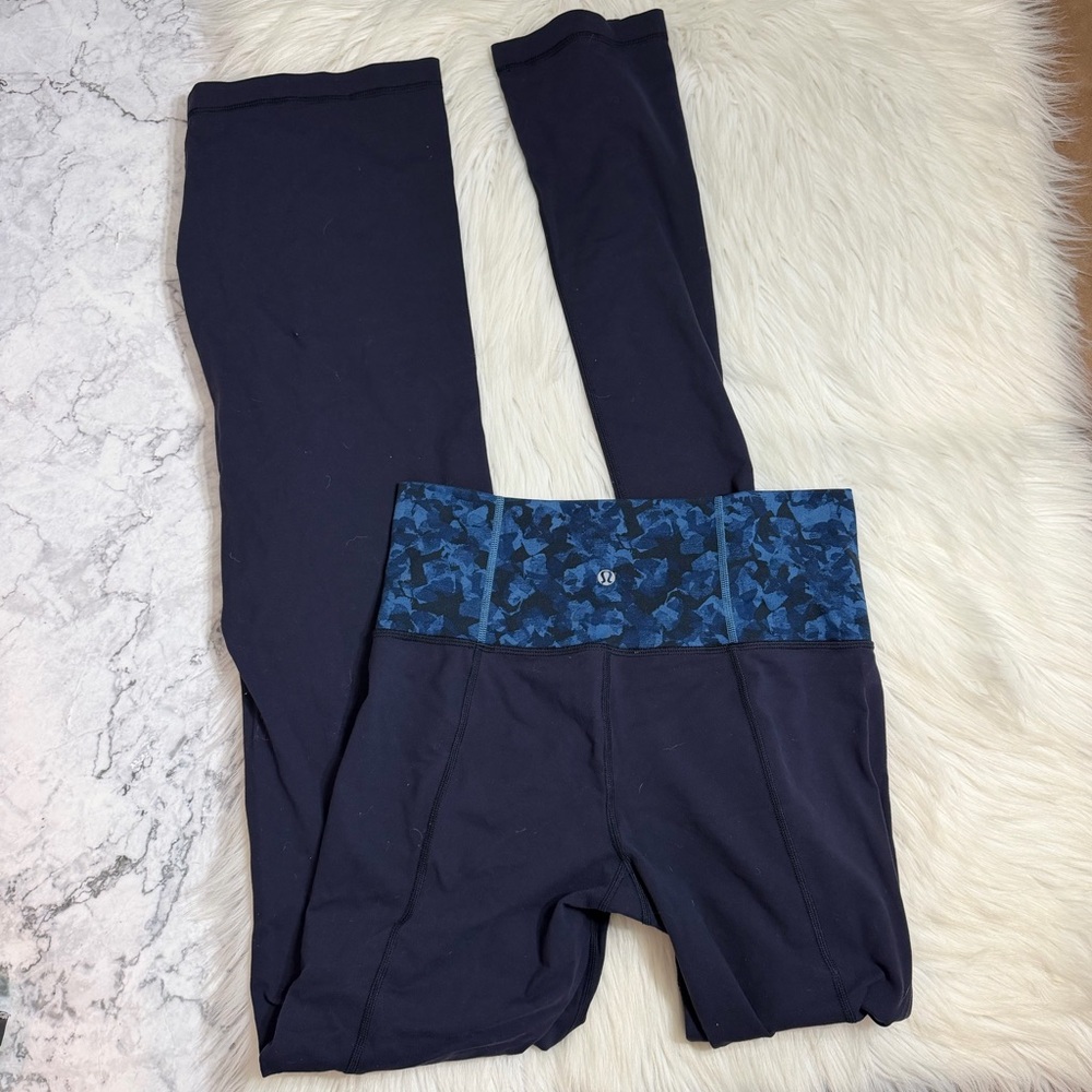 Lululemon Groove III Flared Pants Naval Blue Mini Ziggy Snake Small